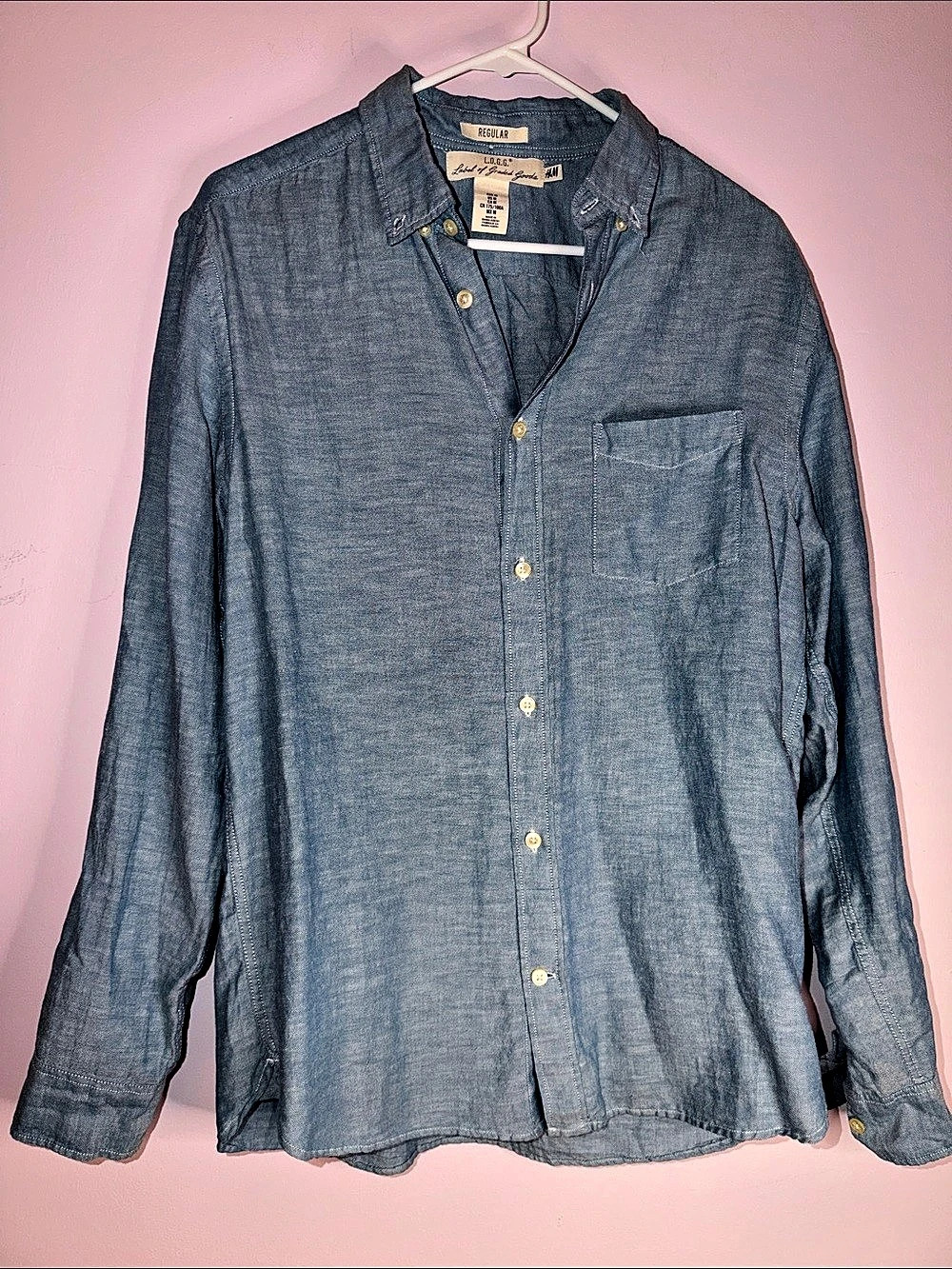 H&Medium L.O.G.G. Label of Graded Goods Blue Chambray Button-Down Shirt. Blue